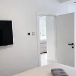 Nela Lejlighed Poreč