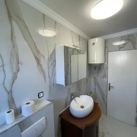 Apartman Nela *